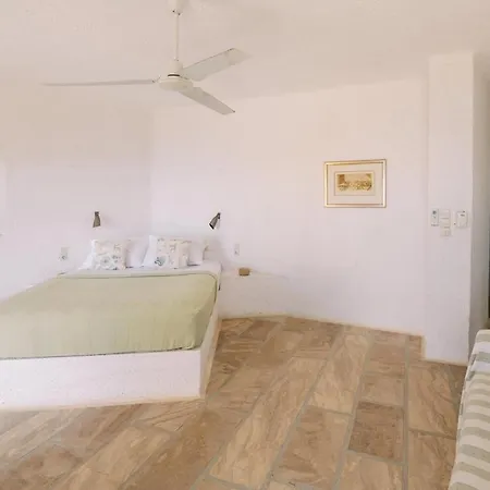 Beachfront Majestic Apartamento *
