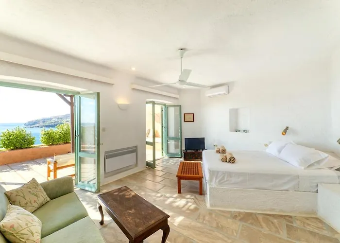 Beachfront Majestic *