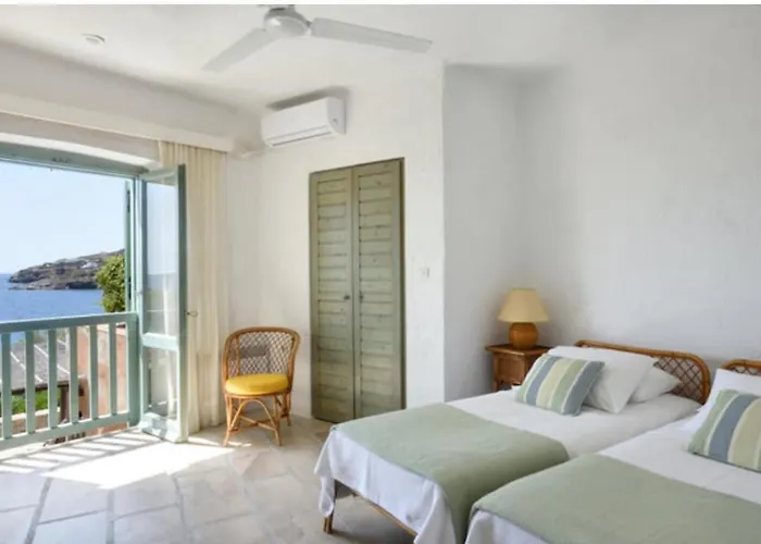 Beachfront Majestic Apartment *