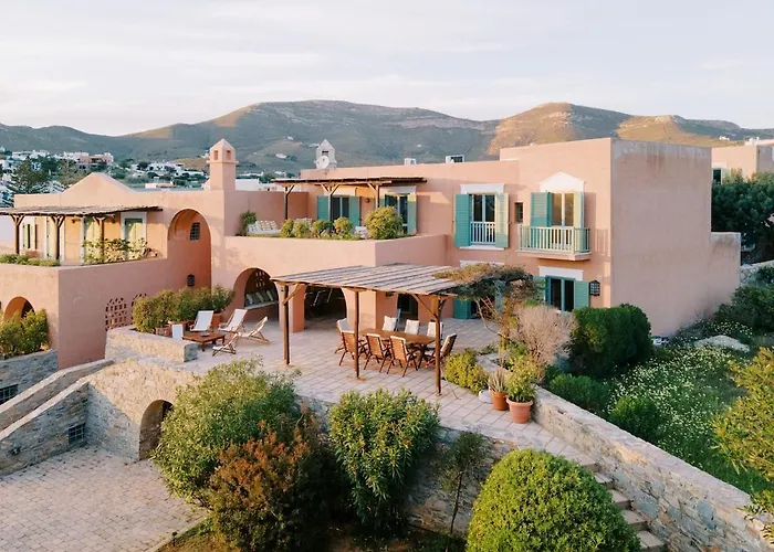 Beachfront Majestic Liaropá
