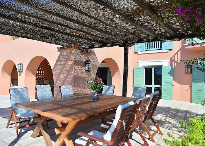 Beachfront Majestic *