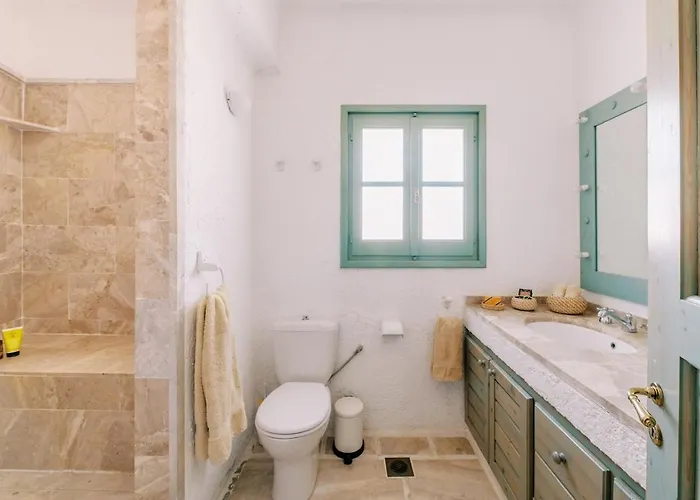 Apartment Beachfront Majestic Liaropá